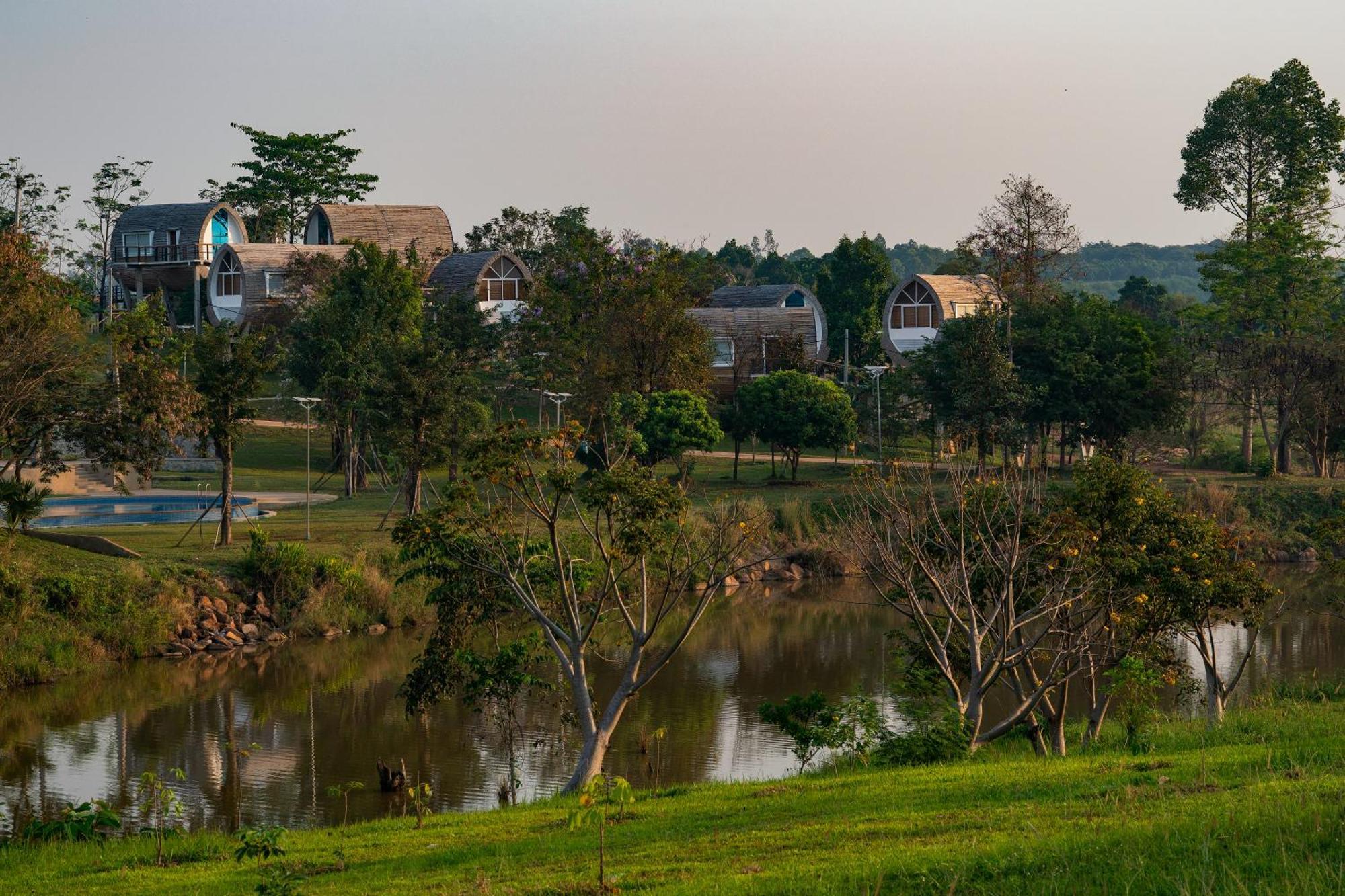 Phum Domnak Domrey Resort Chambok Pokoj fotografie