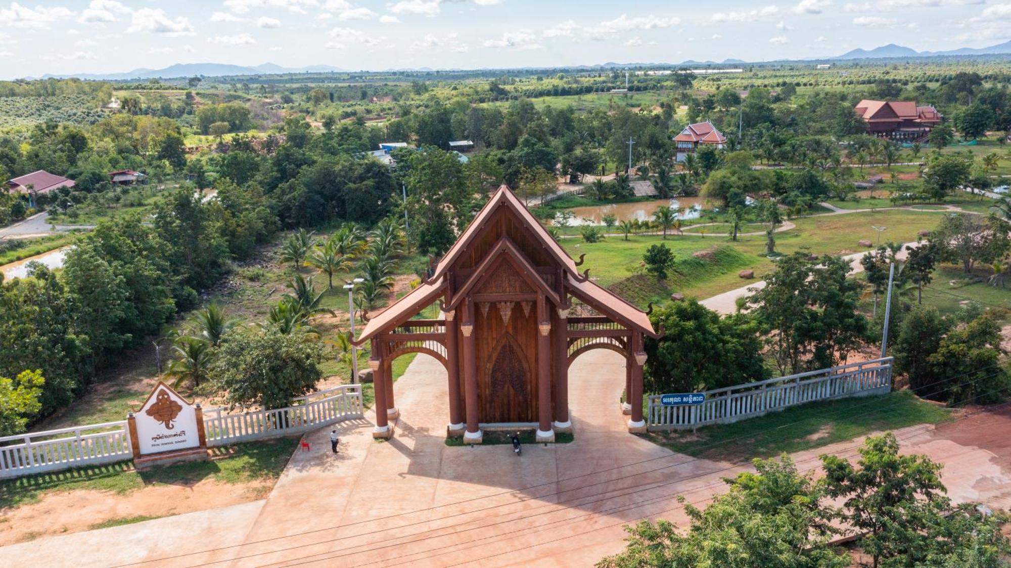 Phum Domnak Domrey Resort Chambok Exteriér fotografie